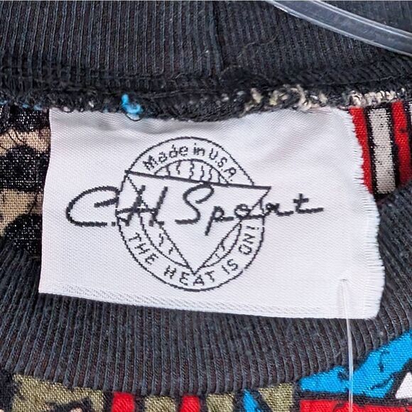 C. H. Sport M T-Shirt 90s Vintage Urban African Funky Boxy Art to Wear Cosby - Picture 8 of 8